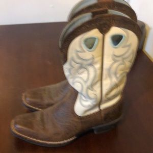 Ariat Women’s Cowboy Boots